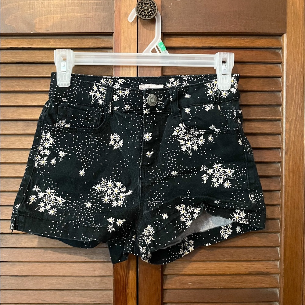 Black floral So high rise shorts